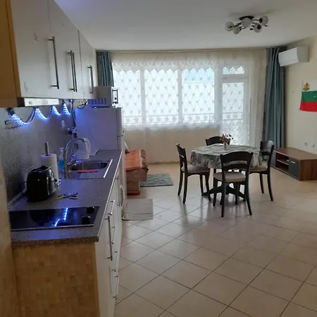 Daire 2 With Side Sea View