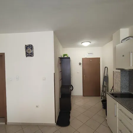 2 Room Apartment With Side Sea View End Of Sunny Beach *